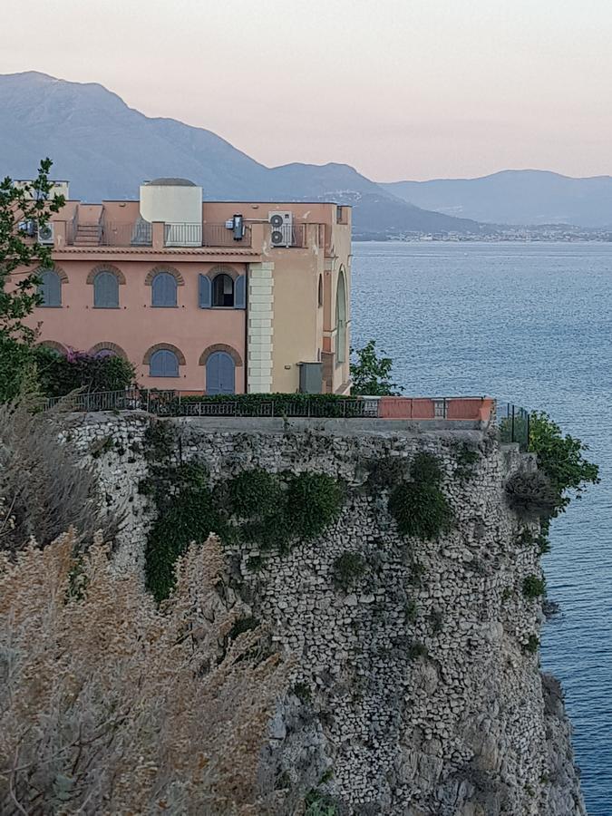Sunrise Guest House Gaeta Zewnętrze zdjęcie